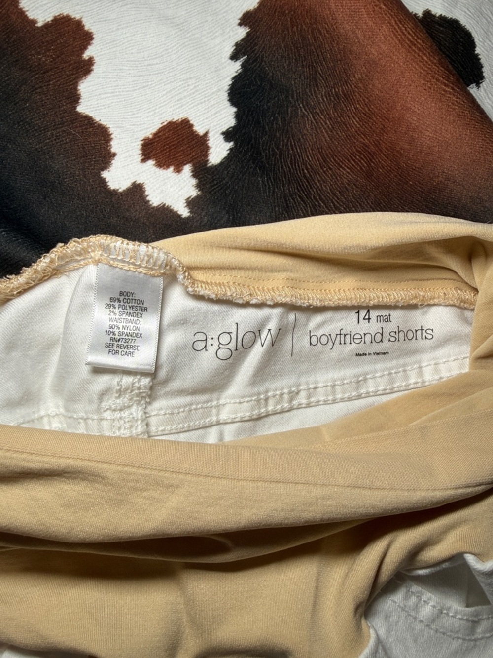 a:glow White Maternity Shorts Size 14 - Picture 4 of 5